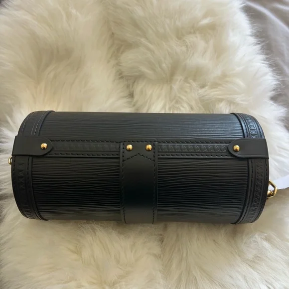 Louis Vuitton Black and Gold Epi Papillon Crossbody - Picture 3 of 10